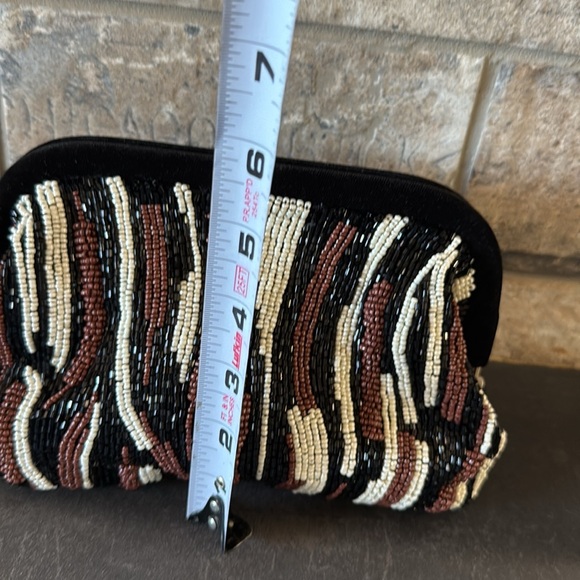 NWT GORGEOUS Viral Beaded Clutch - Black, Brown, and Cream - Picture 5 of 5